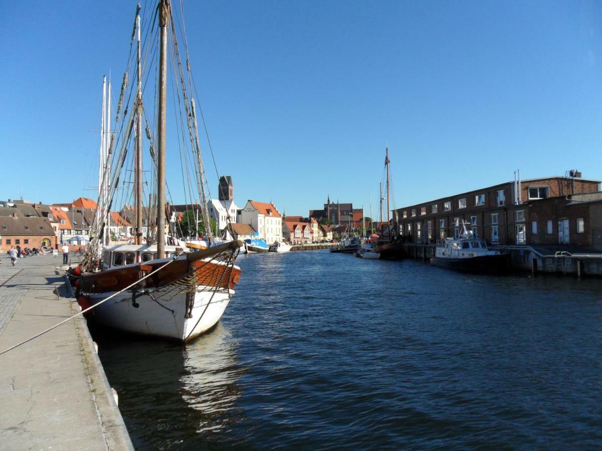 Seestern am Hafen mit Balkon - ABC139 Wißmar Exterior foto